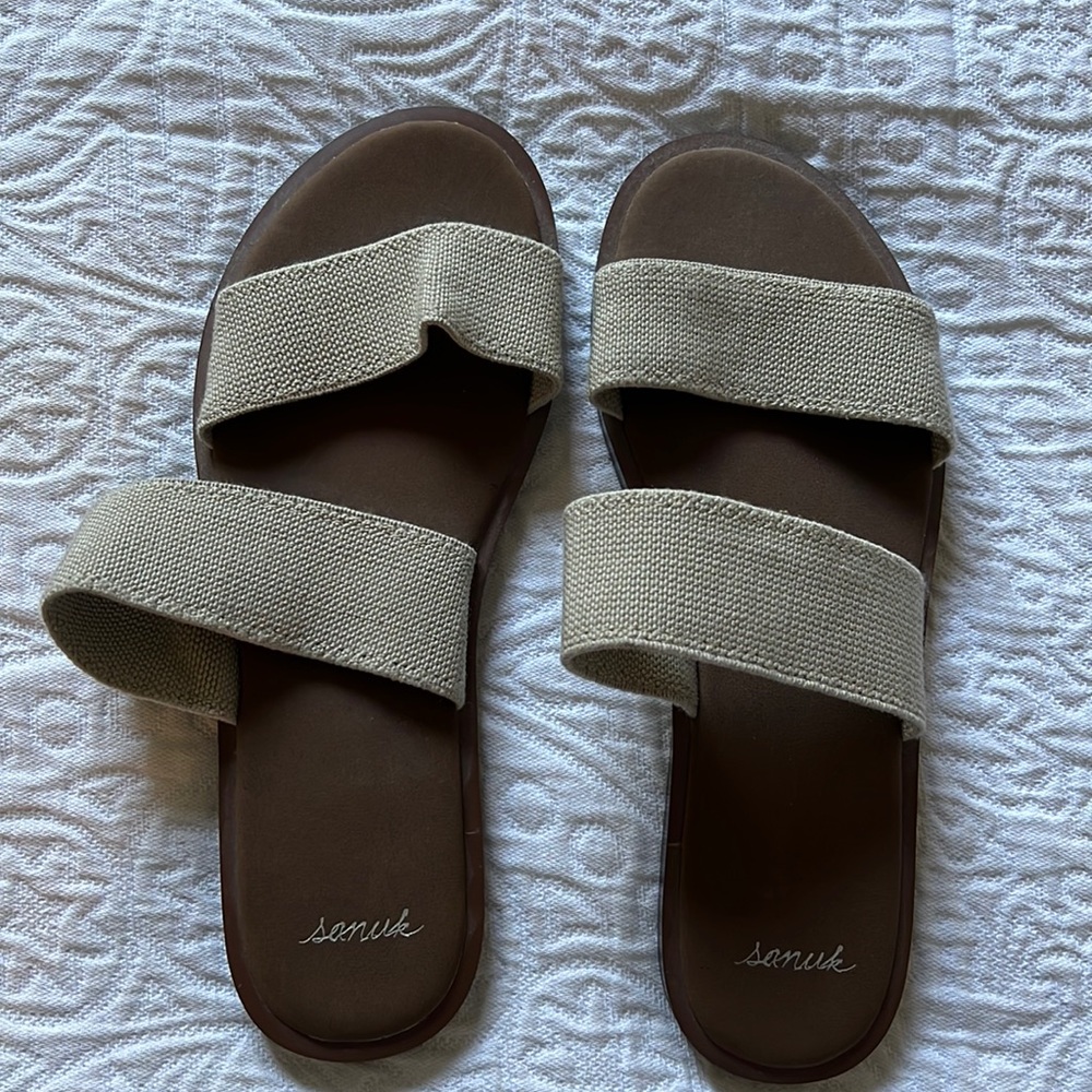Sanuk Sandals